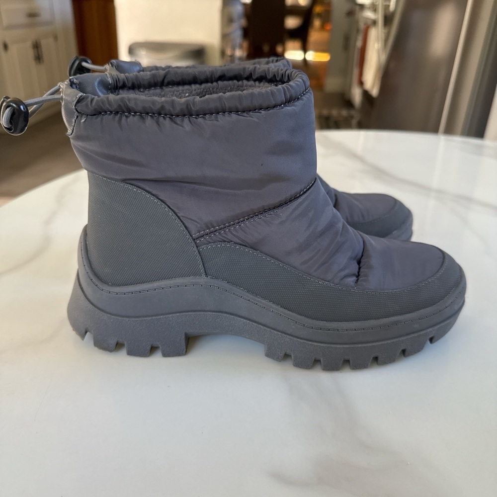 Lucky Brand Charcoal Winter Boots